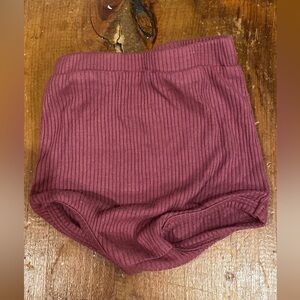 Kate Quinn 6-12m modal ribbed boomers